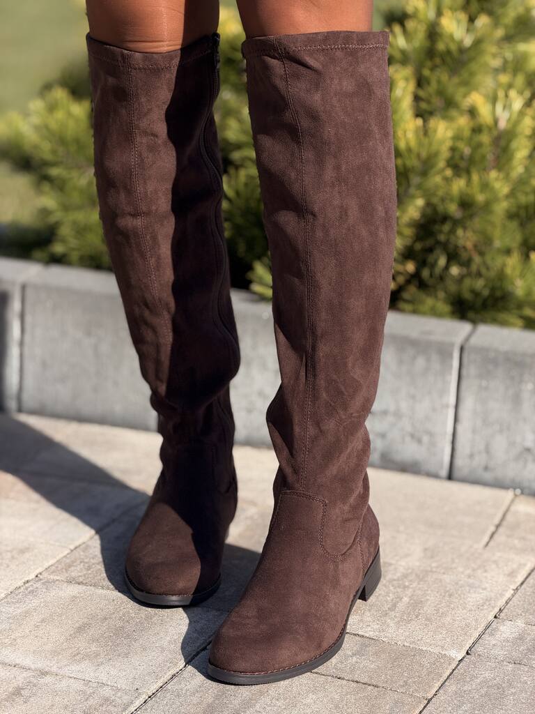 Brązowe kozaki damskie zamszowe na niskim obcasie z luźną cholewką Goodin LH-2033 - Styl boho